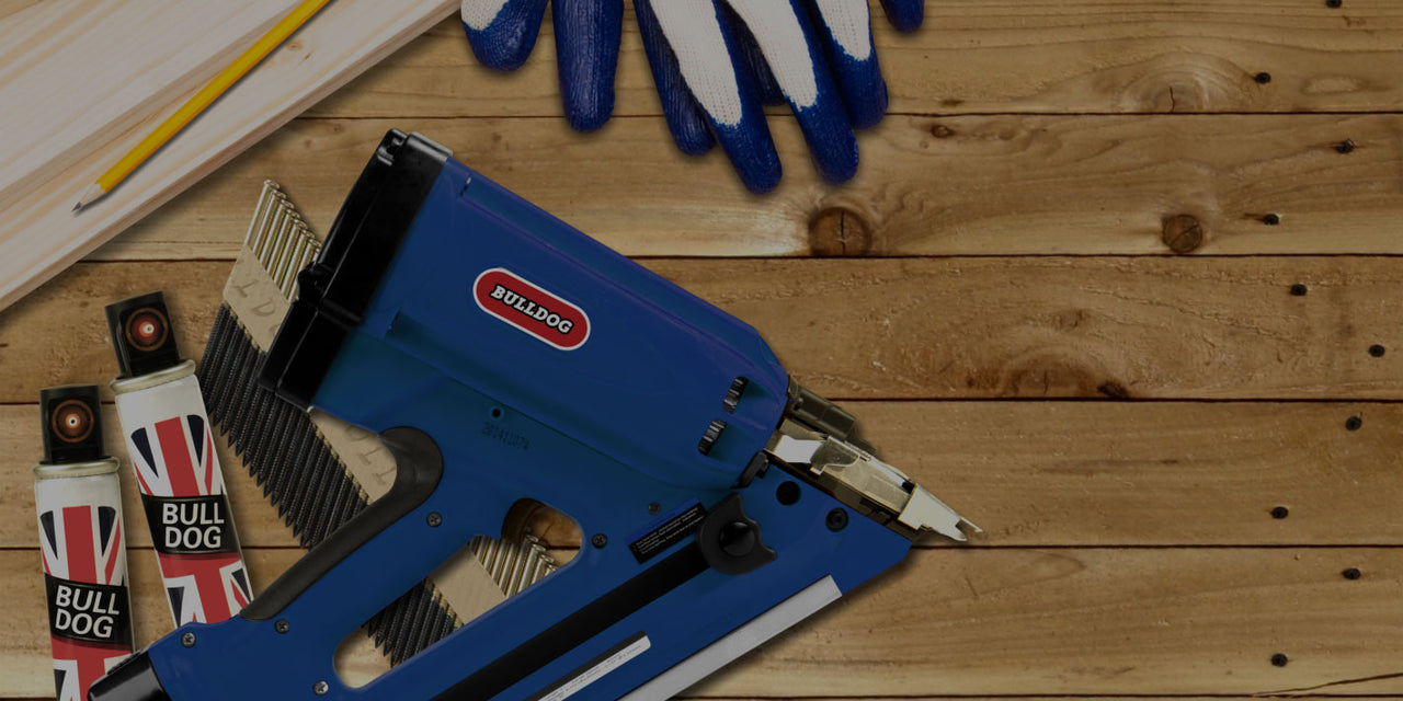 Gas Cordless Fencing Stapler | Bulldog Fix